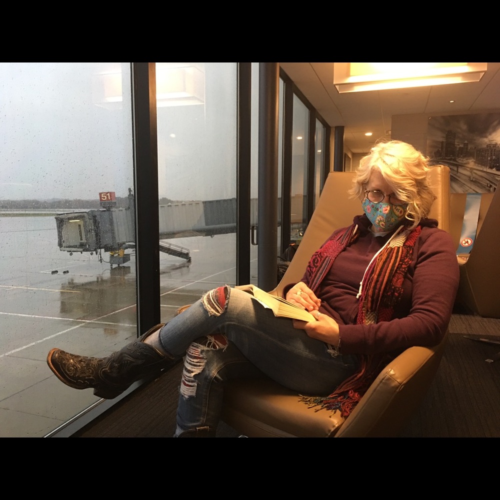 Meet your Posher, Suzanne